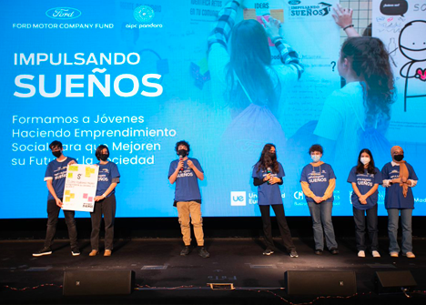 Impulsando Sueños talk